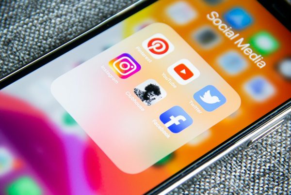 Google Ads vs Meta Ads : quel levier privilégier selon son secteur d'activité
